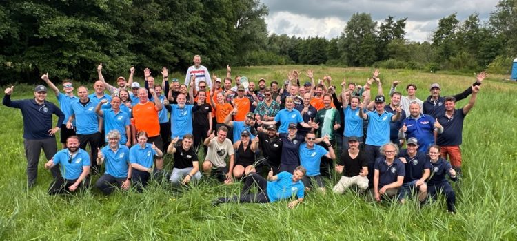 Het regent zonnestralen bij NK Teams Heerenveen: Bear pakt de titel! Het regent zonnestralen bij NK Teams Heerenveen: Bear pakt de titel!